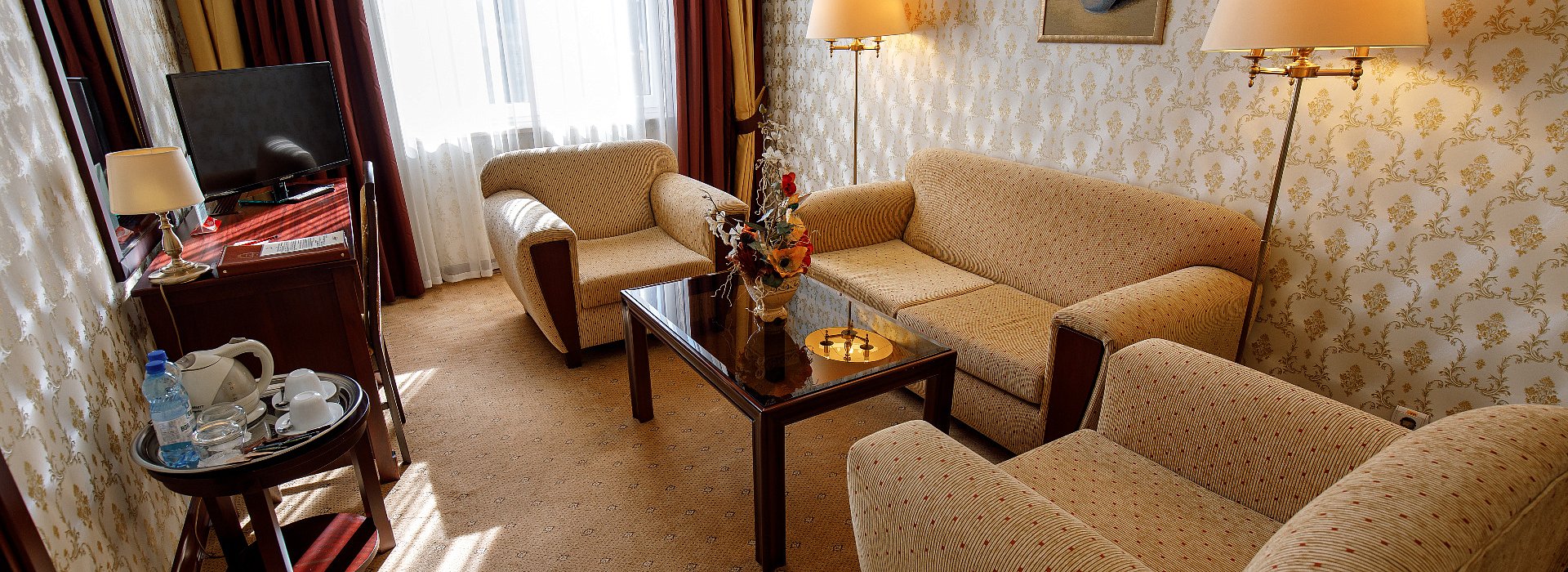 Luxe room (2 rooms, 1 bed)